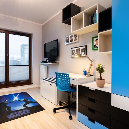 Elegant Business Accommodation With Parking - By Upstairs Krakow Exterior photo