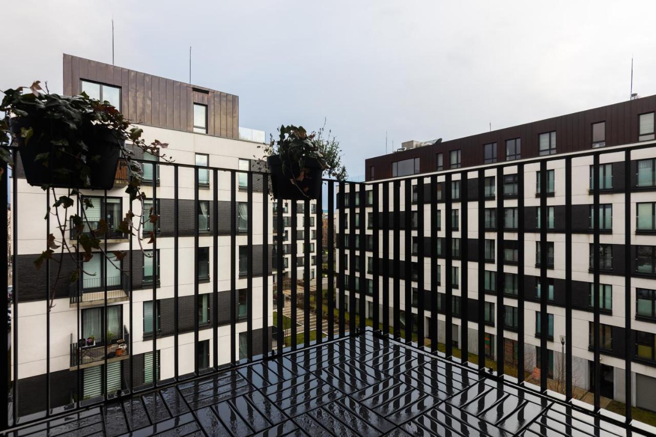 Elegant Business Accommodation With Parking - By Upstairs Krakow Exterior photo
